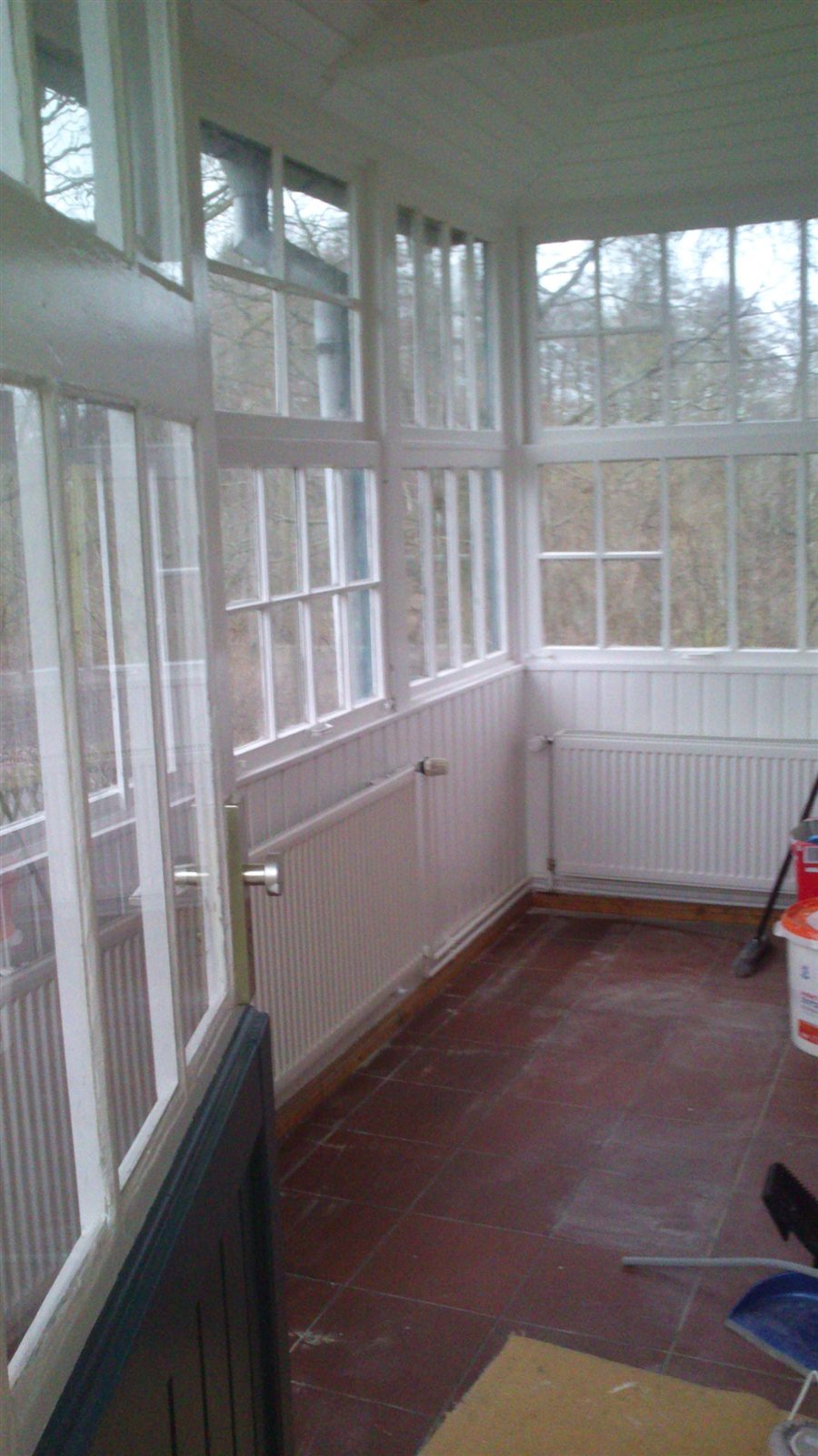 Wintergarten mit Fensterfronten